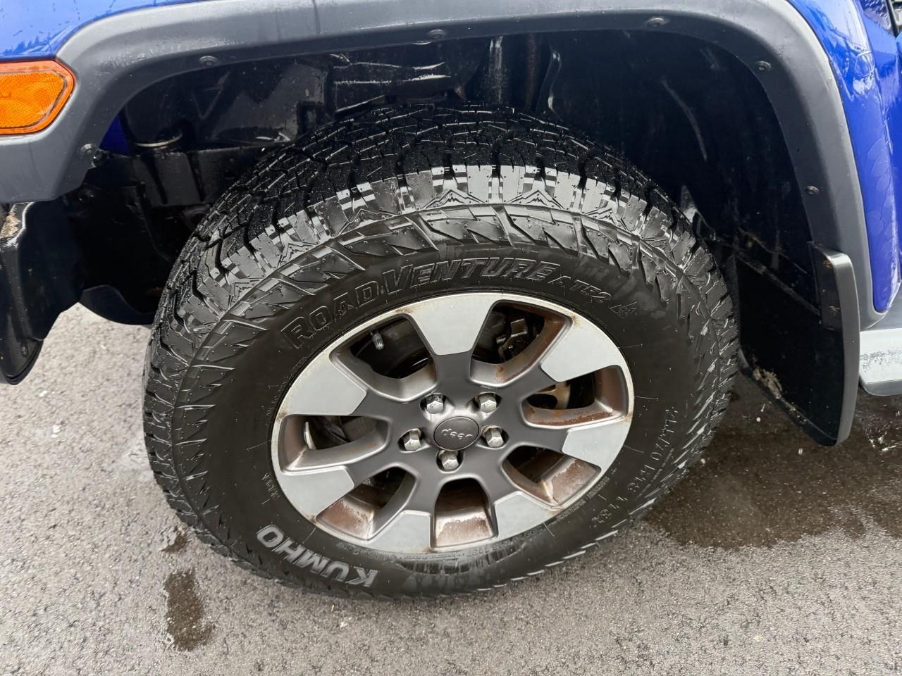 2018 Jeep WRANGLER UNLIMITED Sahara 4dr 4x4 Photo3