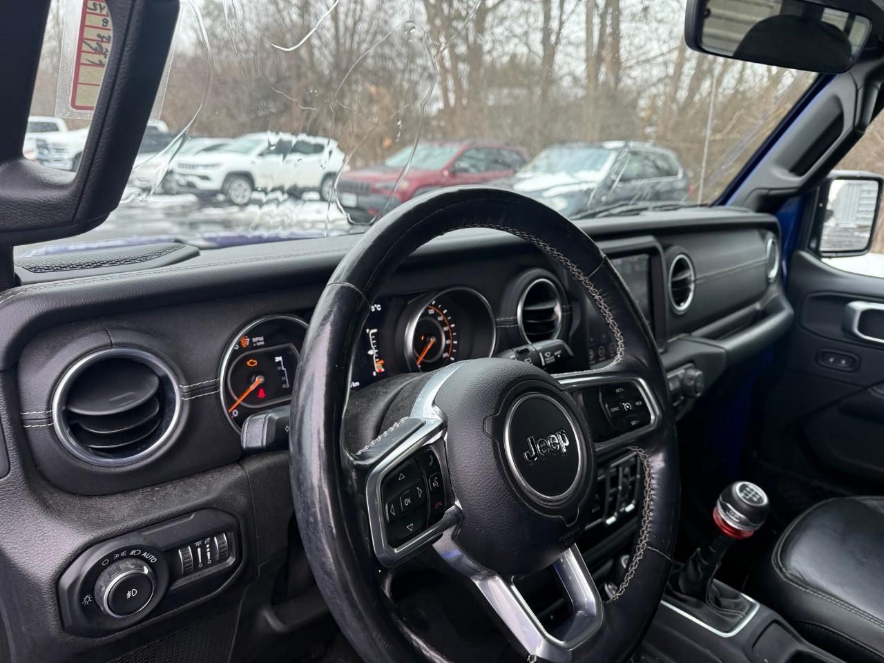 2018 Jeep WRANGLER UNLIMITED Sahara 4dr 4x4 Photo