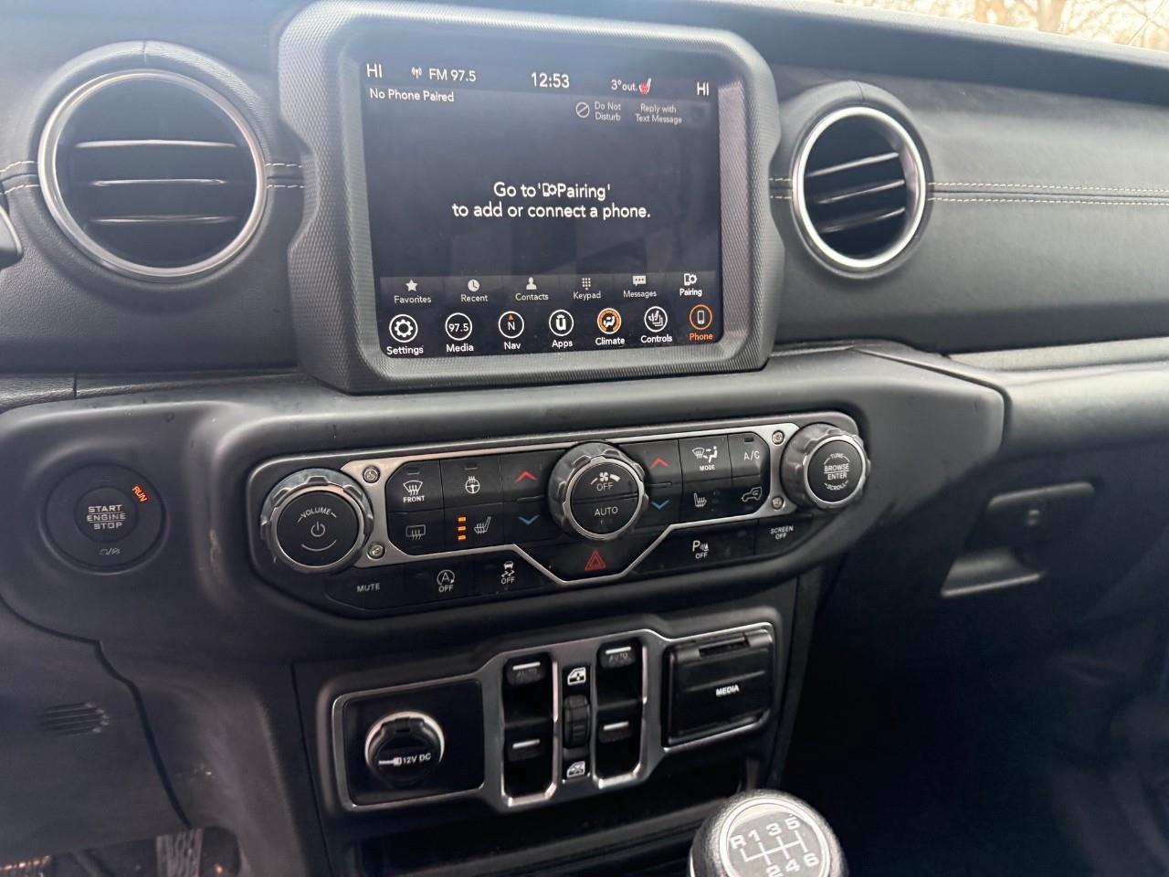 2018 Jeep WRANGLER UNLIMITED Sahara 4dr 4x4 Photo