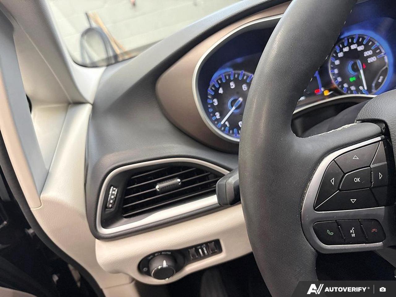 2024 Chrysler Grand Caravan SXT Front-Wheel Drive Passenger Van Photo