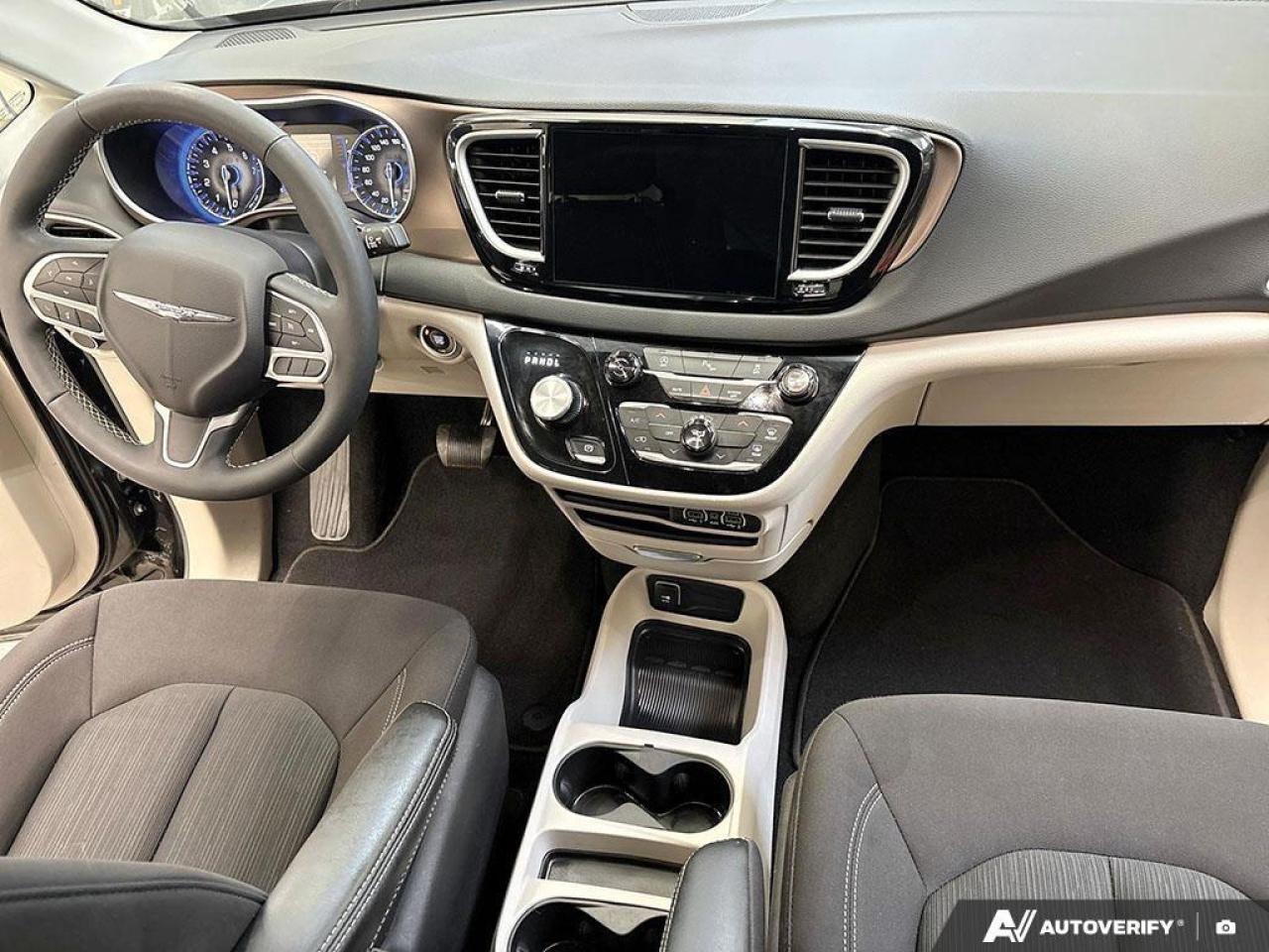 2024 Chrysler Grand Caravan SXT Front-Wheel Drive Passenger Van Photo