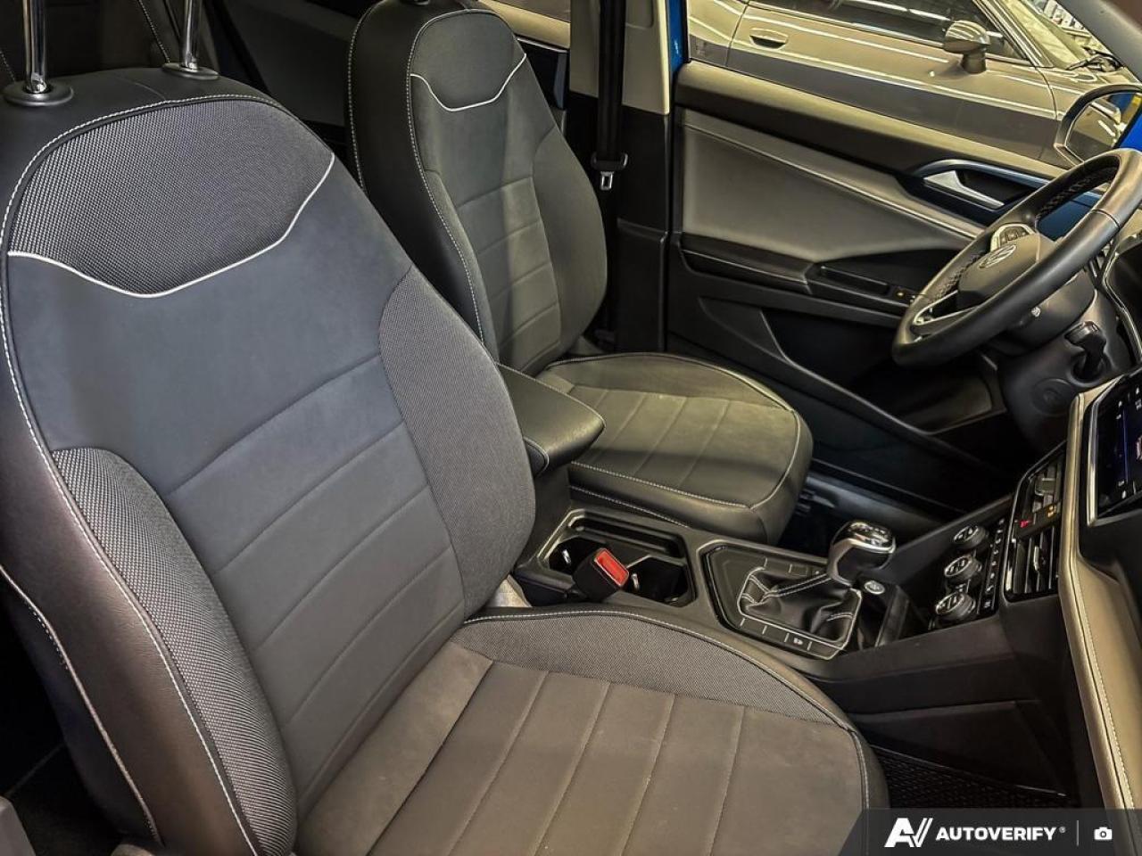 2024 Volkswagen Taos Comfortline 4dr Front-Wheel Drive Photo