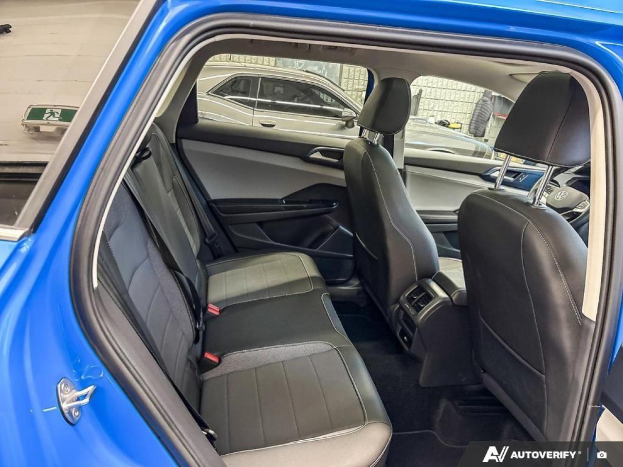 2024 Volkswagen Taos Comfortline 4dr Front-Wheel Drive Photo