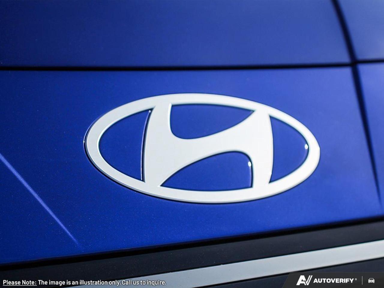 2026 Hyundai Elantra HEV Luxury w/Two-Tone Interior 4dr Sedan Photo