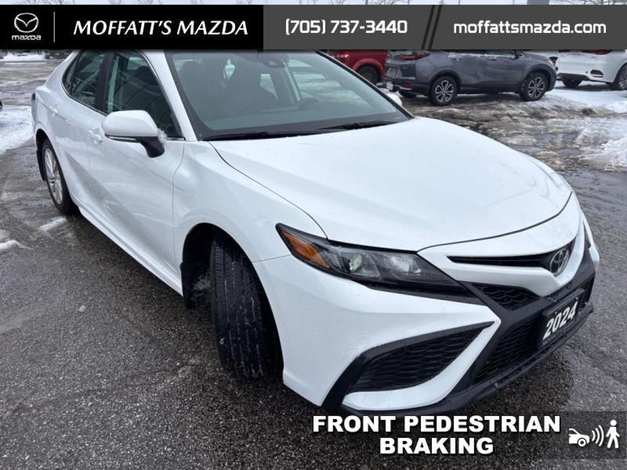 2024 Toyota Camry SE Photo