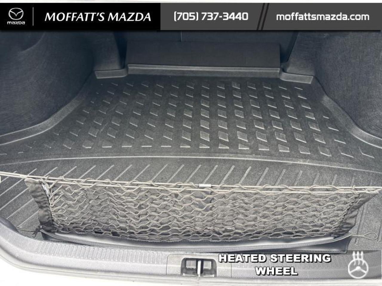 2024 Toyota Camry SE Photo