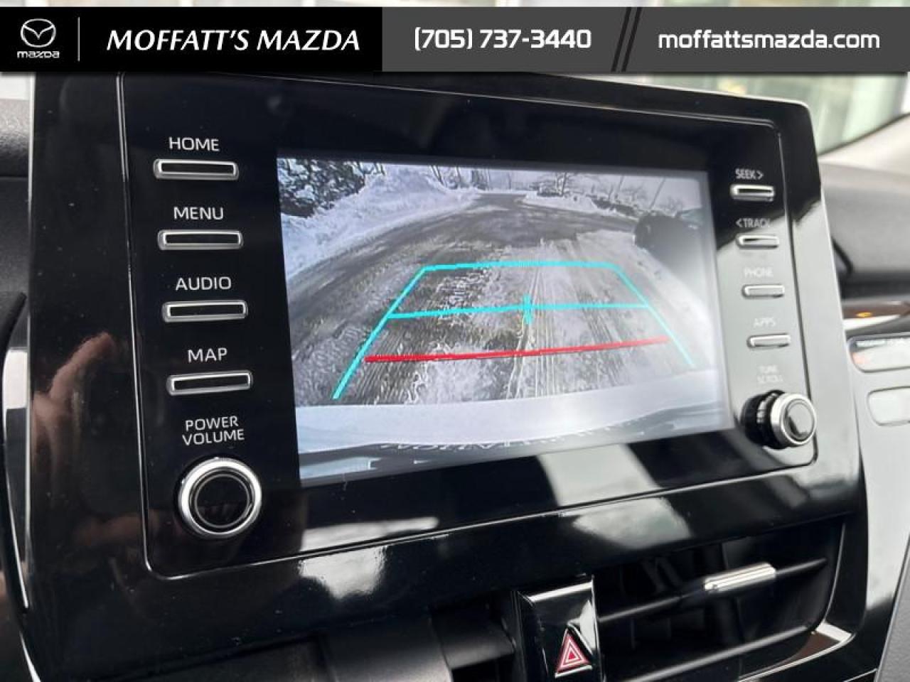 2024 Toyota Camry SE Photo