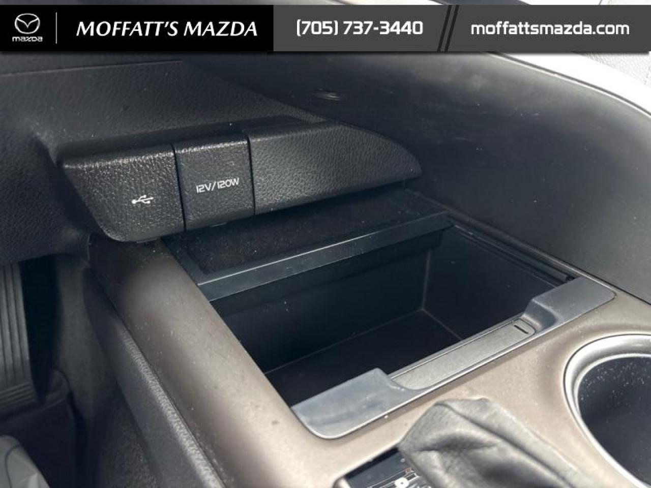 2024 Toyota Camry SE Photo