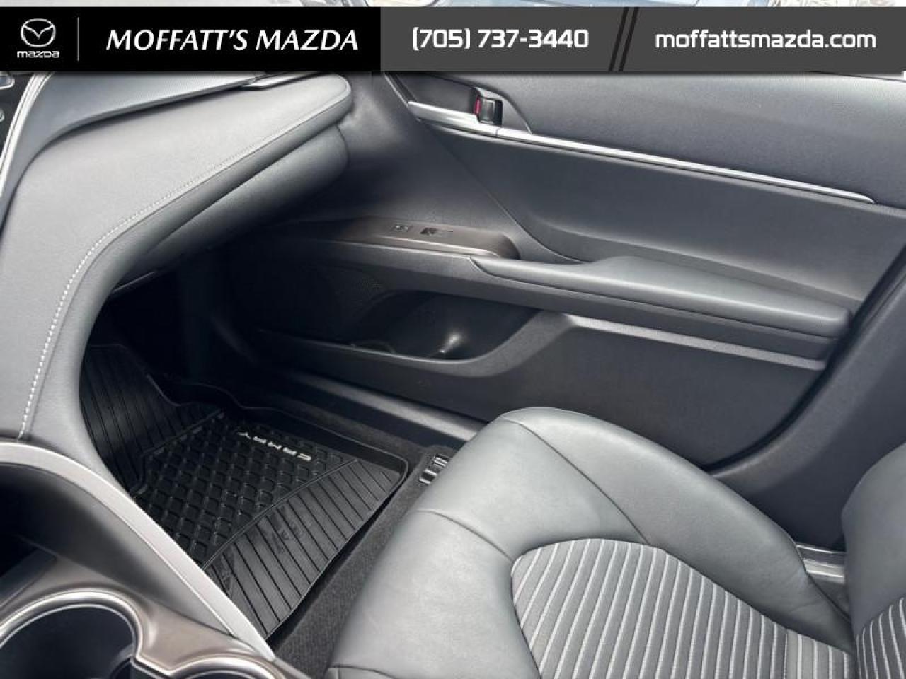 2024 Toyota Camry SE Photo