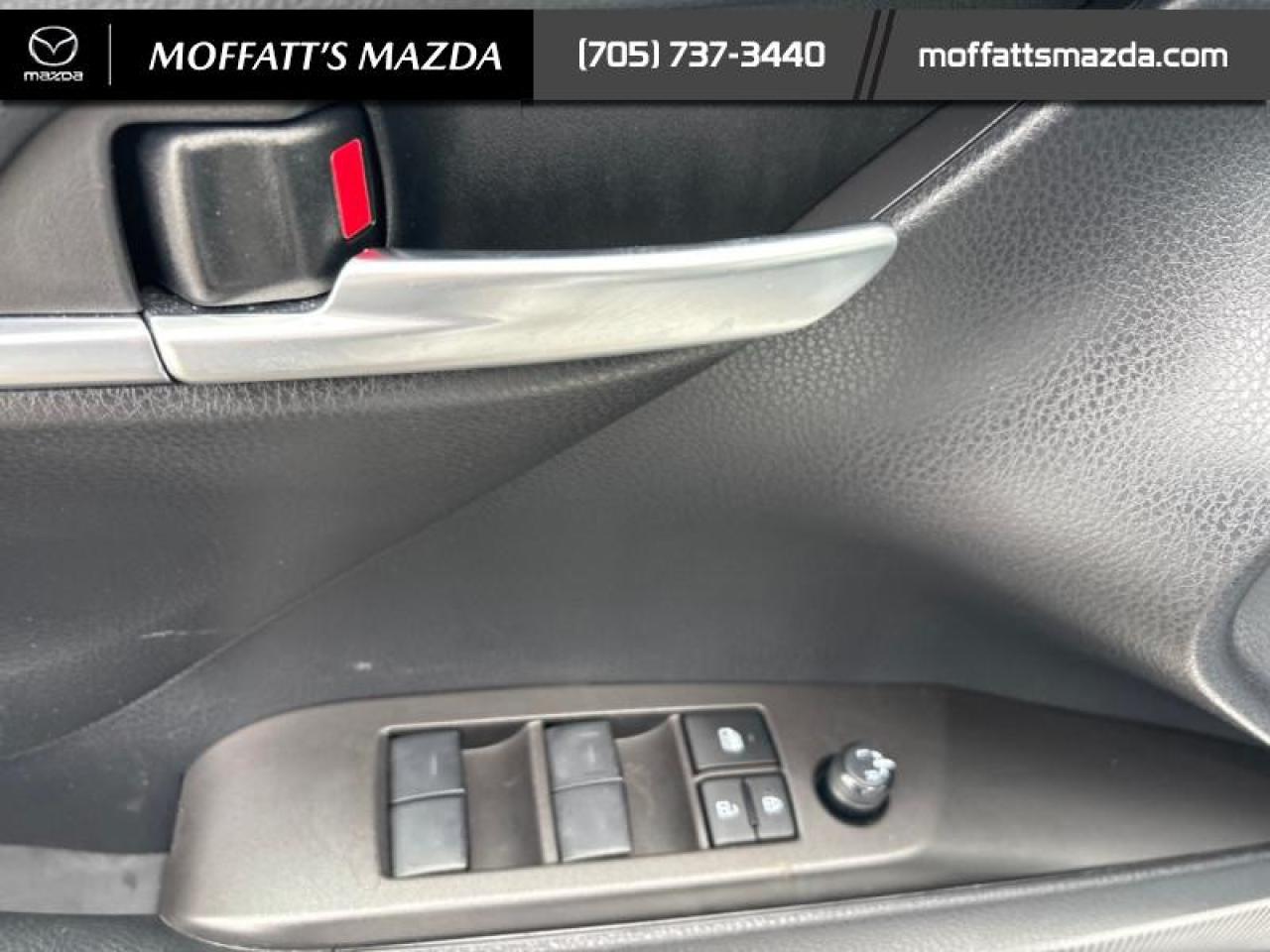 2024 Toyota Camry SE Photo