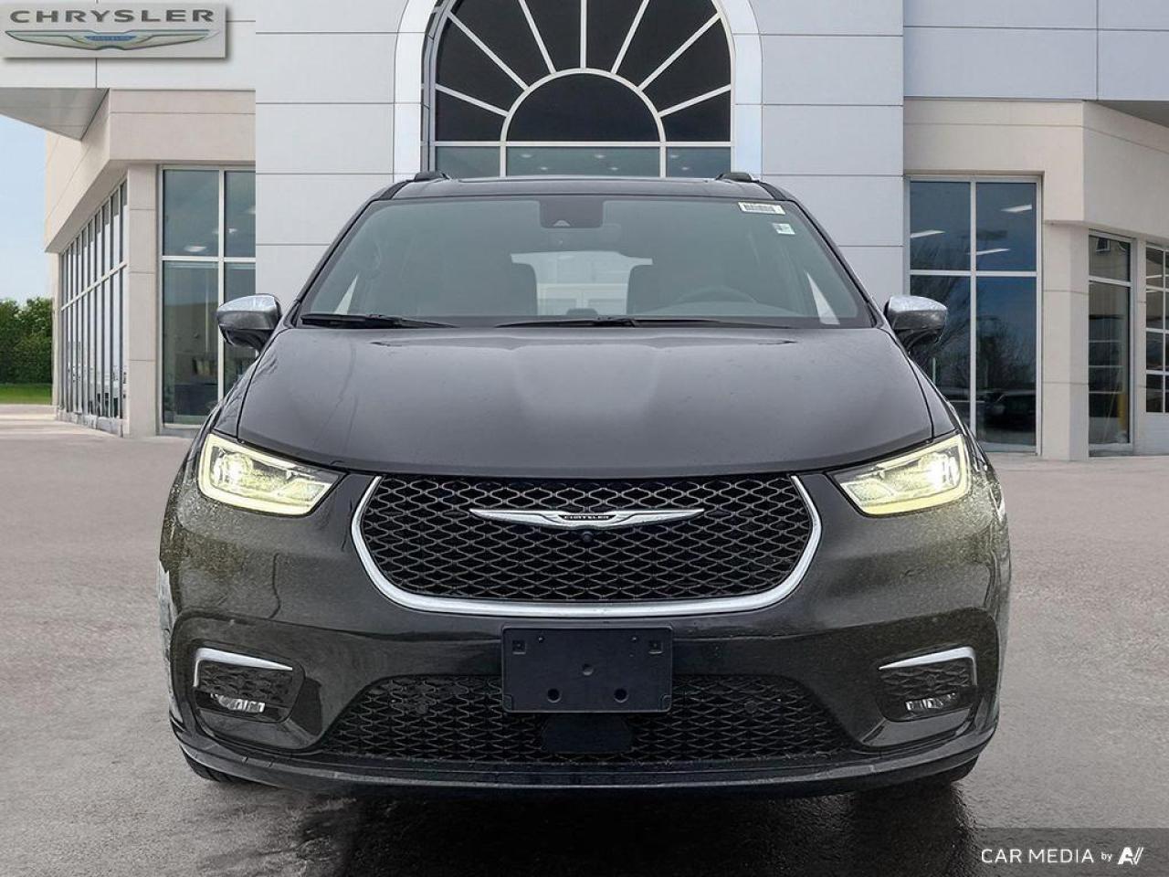 2026 Chrysler Pacifica Pinnacle All-Wheel Drive Passenger Van Photo