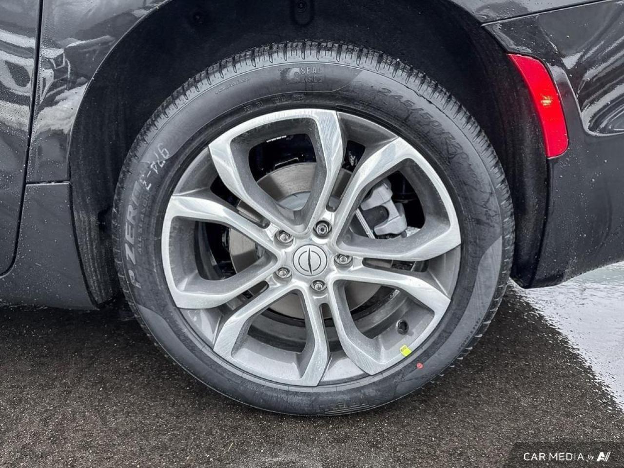 2026 Chrysler Pacifica Pinnacle All-Wheel Drive Passenger Van Photo