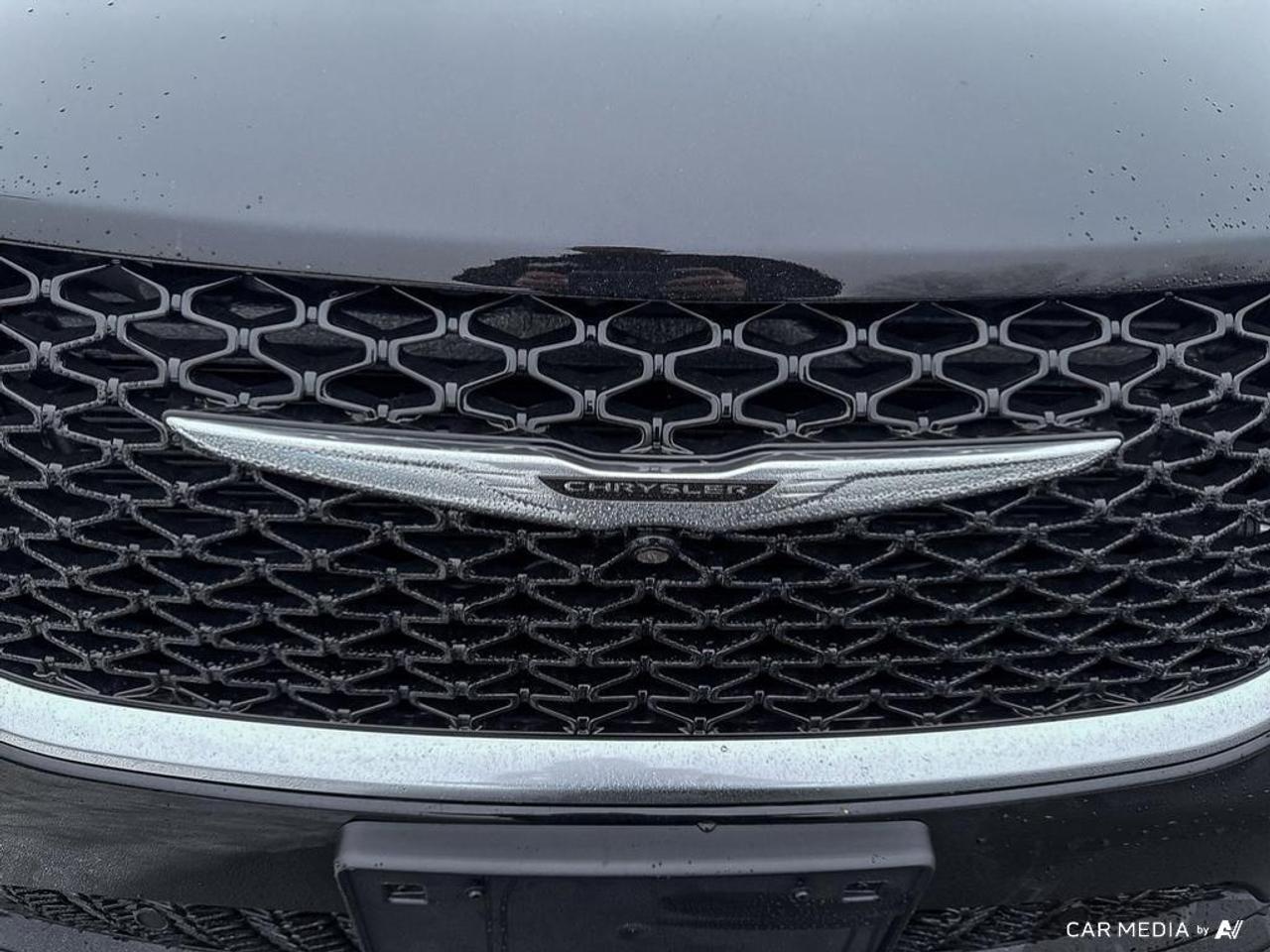 2026 Chrysler Pacifica Pinnacle All-Wheel Drive Passenger Van Photo
