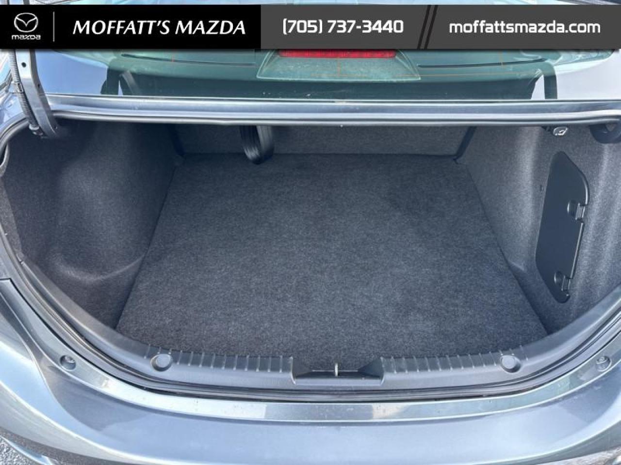 2014 Mazda MAZDA3 GX-SKY Photo