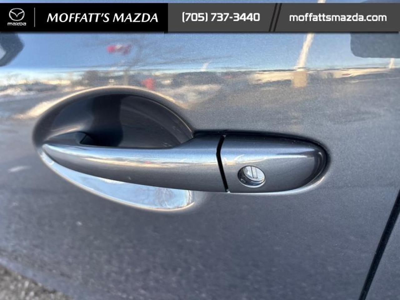 2014 Mazda MAZDA3 GX-SKY Photo