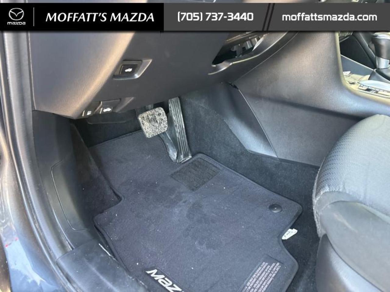 2014 Mazda MAZDA3 GX-SKY Photo