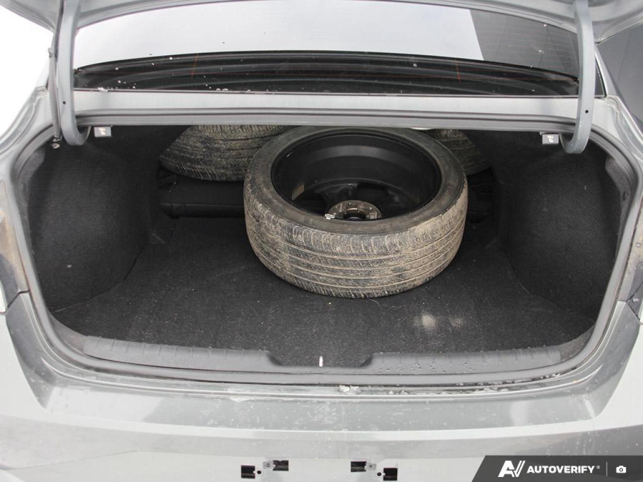 2022 Hyundai Elantra Ultimate 4dr Sedan Photo