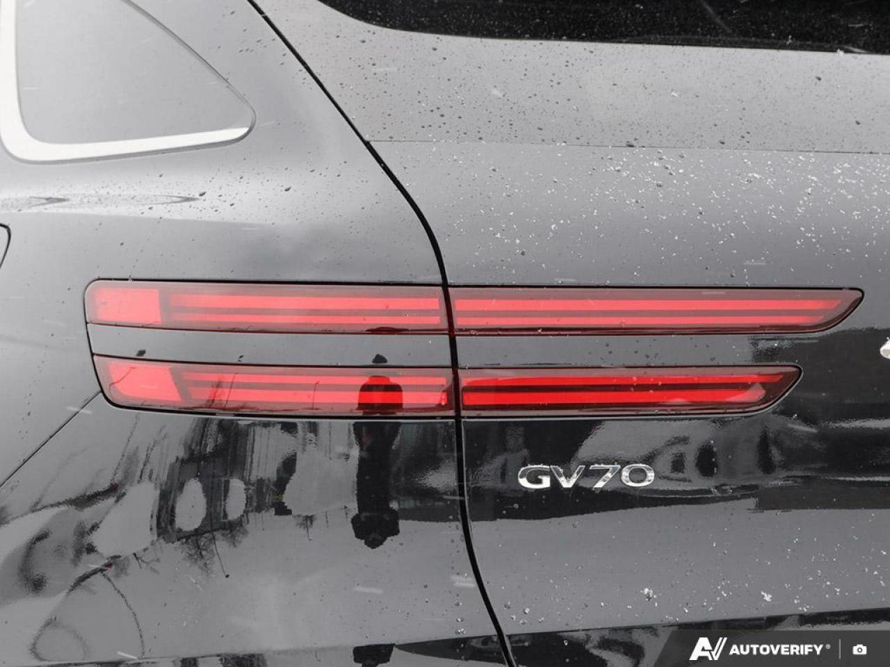 2022 Genesis GV70 2.5T Prestige 4dr All-Wheel Drive Photo