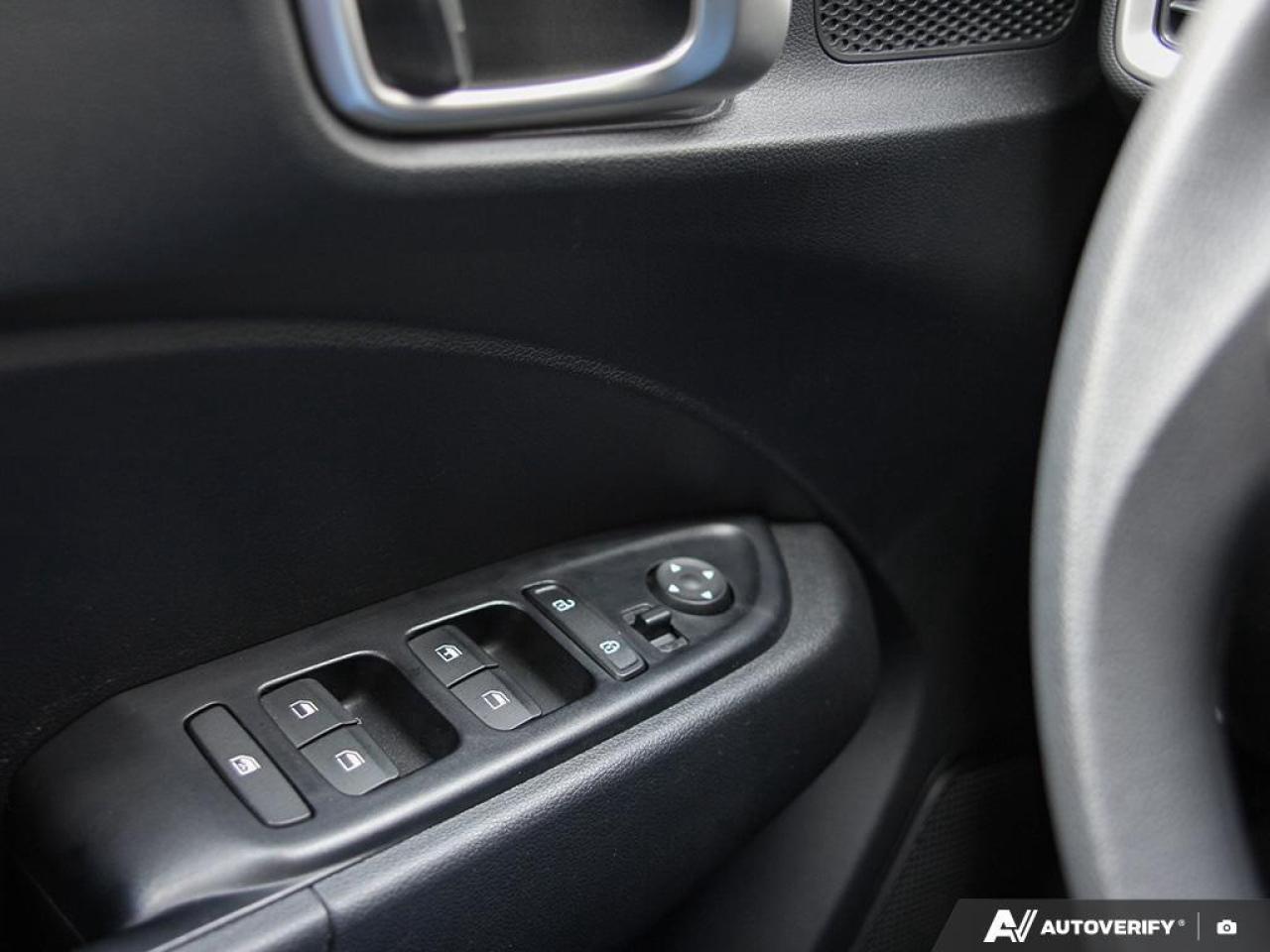 2020 Hyundai Venue Essential 4dr Front-Wheel Drive Photo