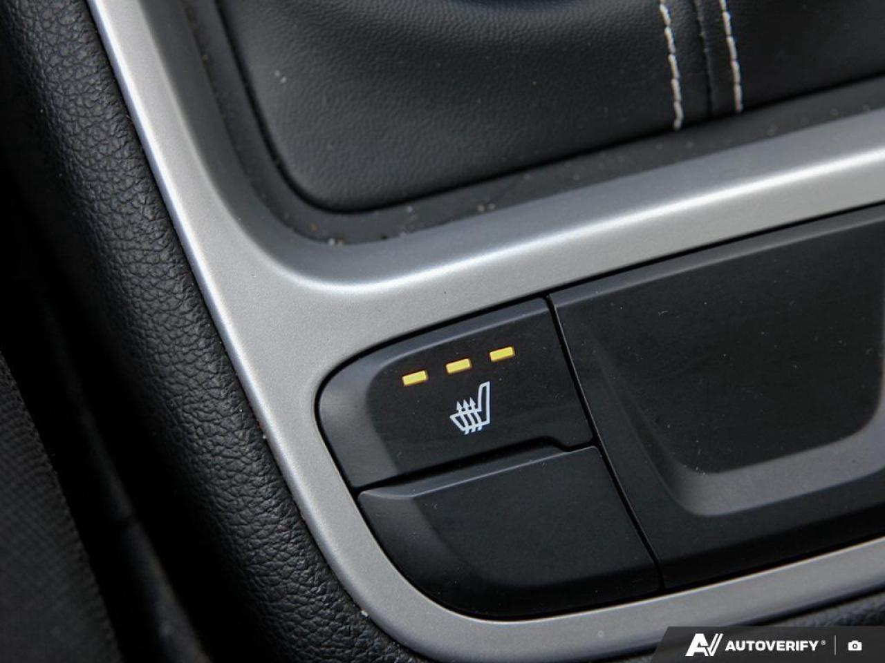 2020 Hyundai Venue Essential 4dr Front-Wheel Drive Photo