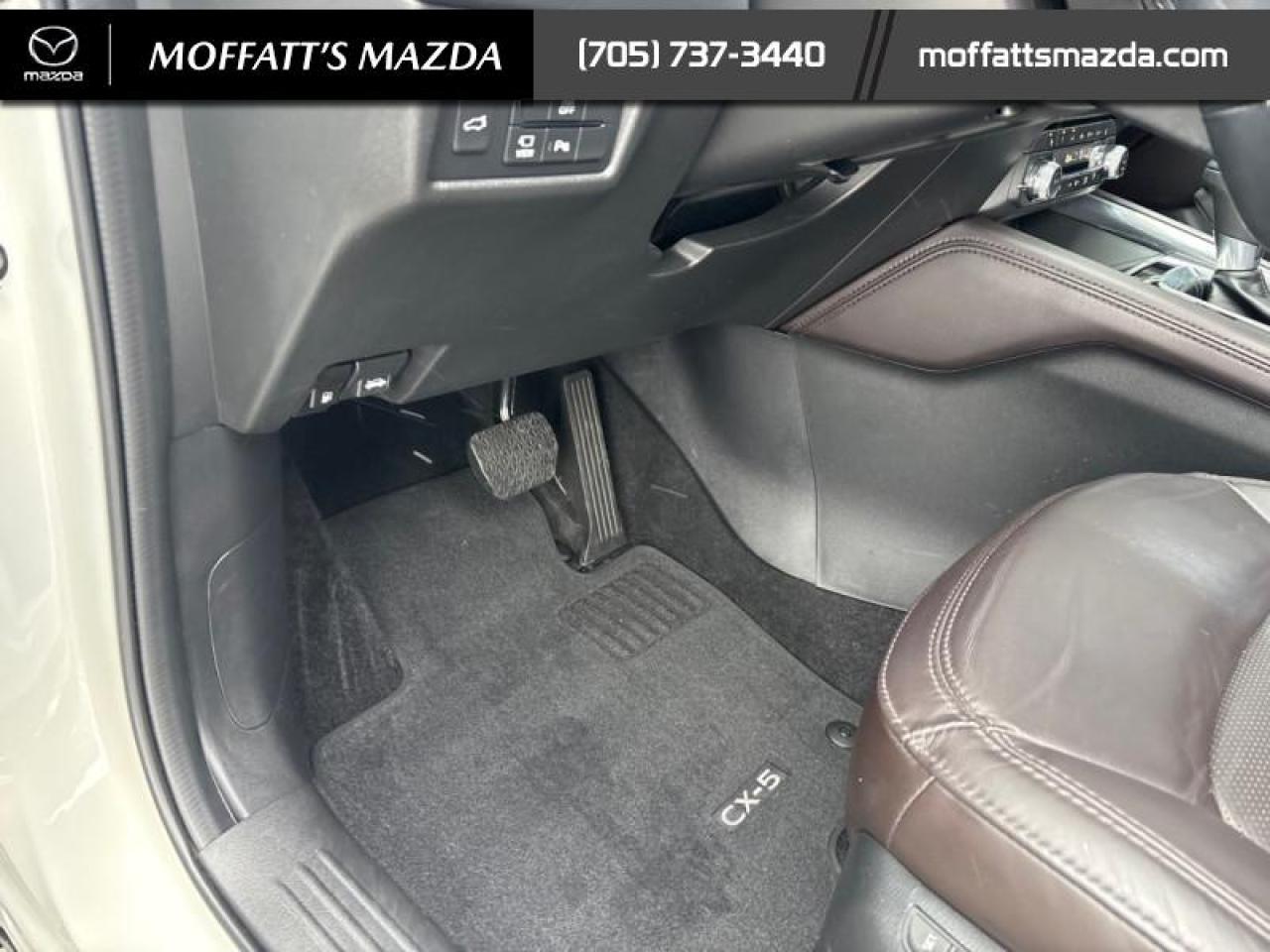 2022 Mazda CX-5 Signature Photo