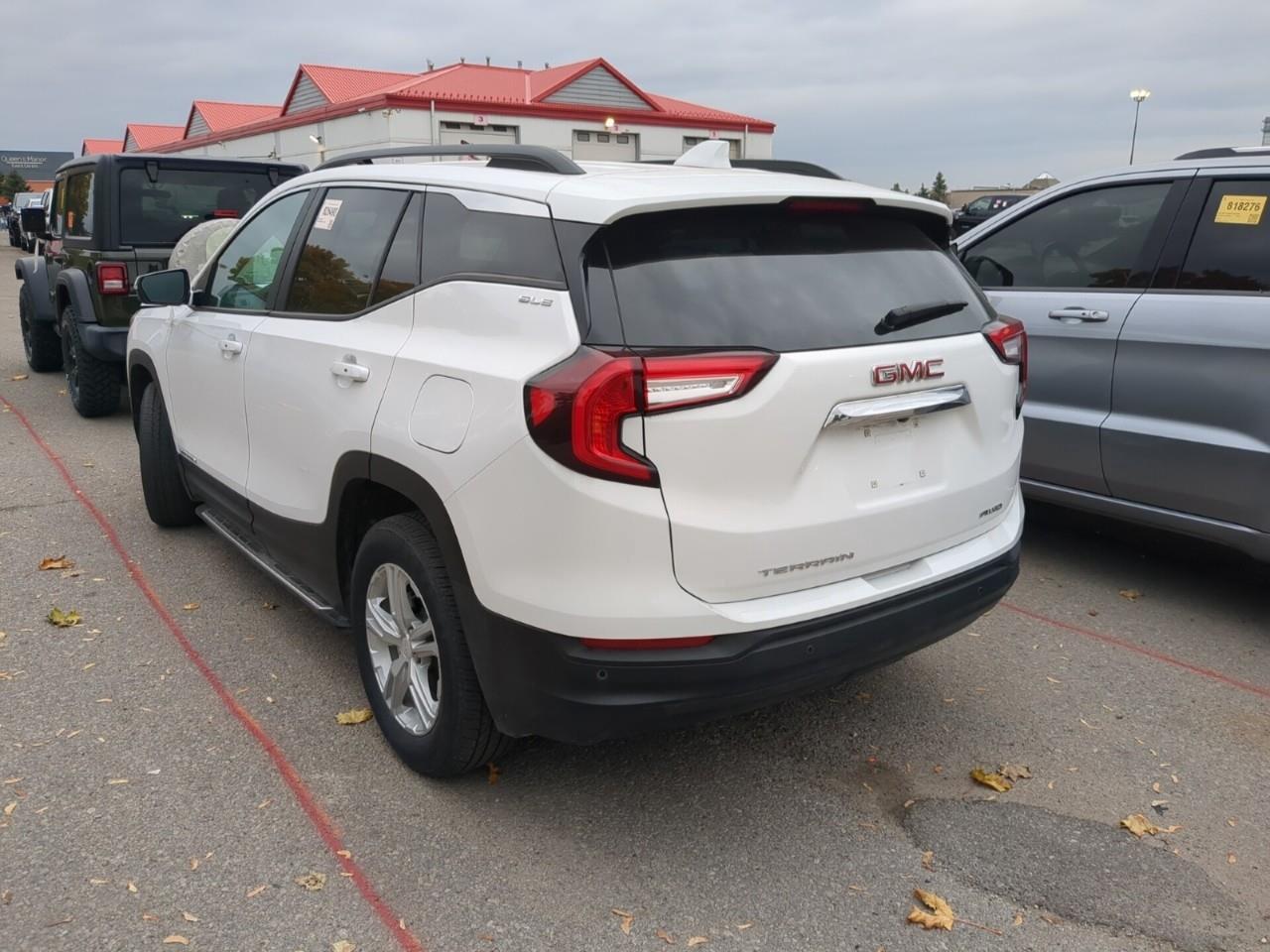 2024 GMC Terrain SLE 4dr All-Wheel Drive Photo