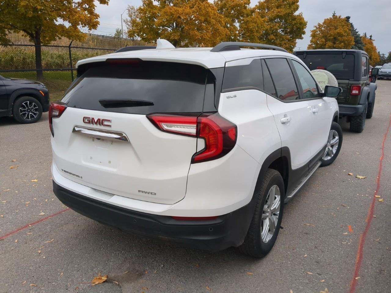 2024 GMC Terrain SLE 4dr All-Wheel Drive Photo