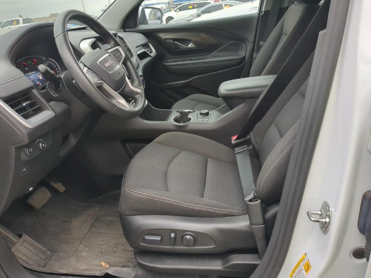 2024 GMC Terrain SLE 4dr All-Wheel Drive Photo