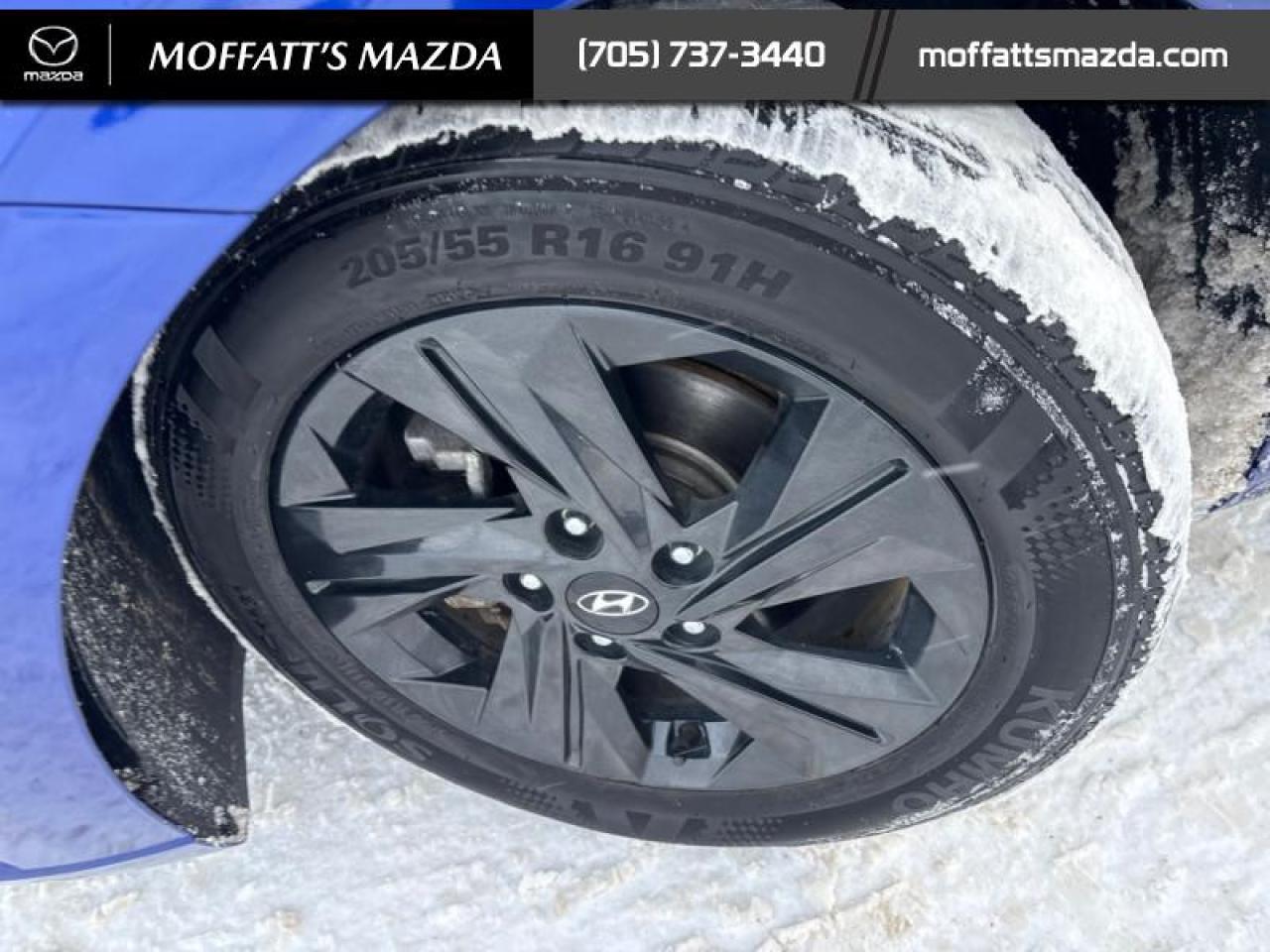 2022 Hyundai Elantra Preferred Photo