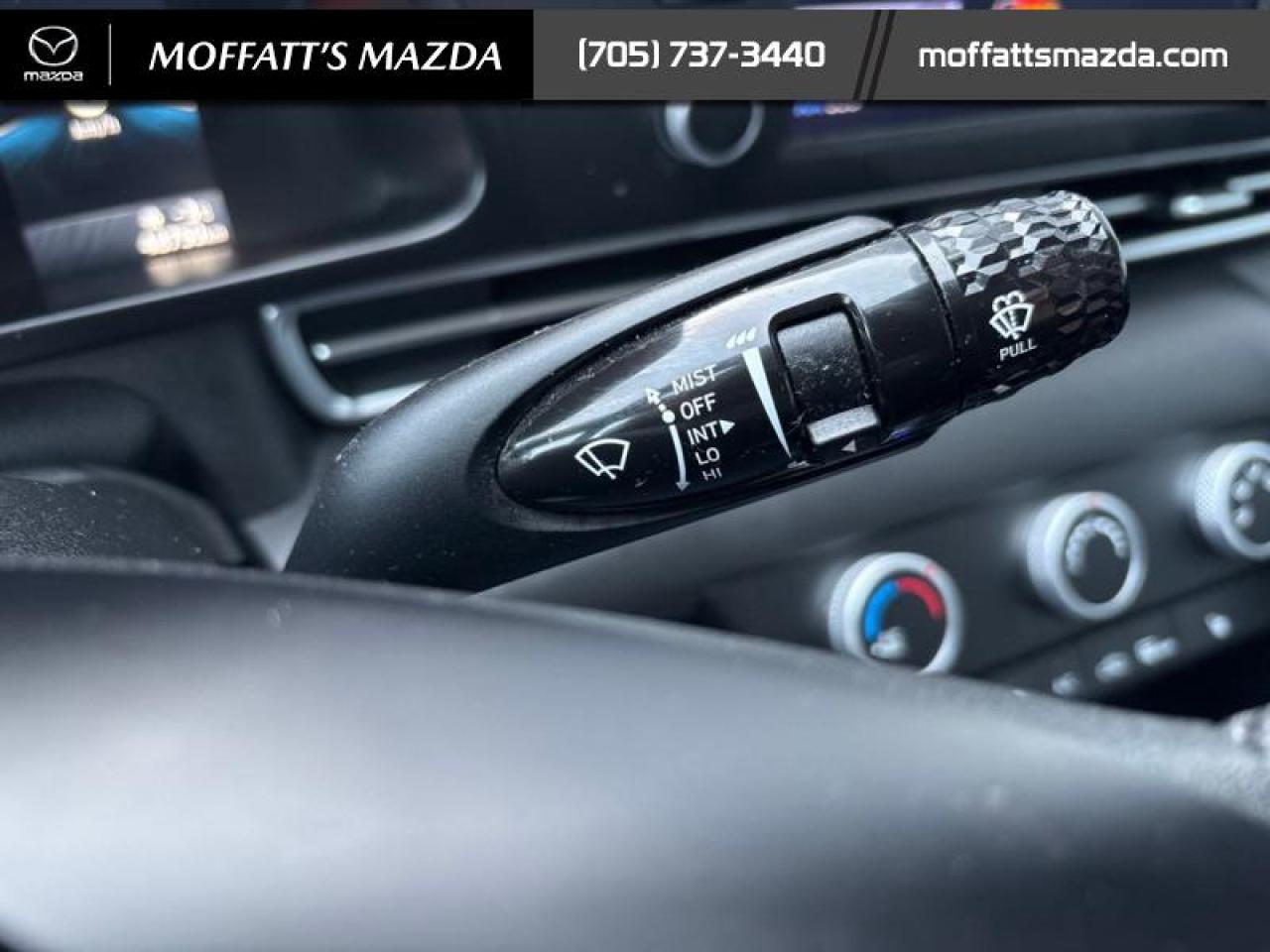 2022 Hyundai Elantra Preferred Photo