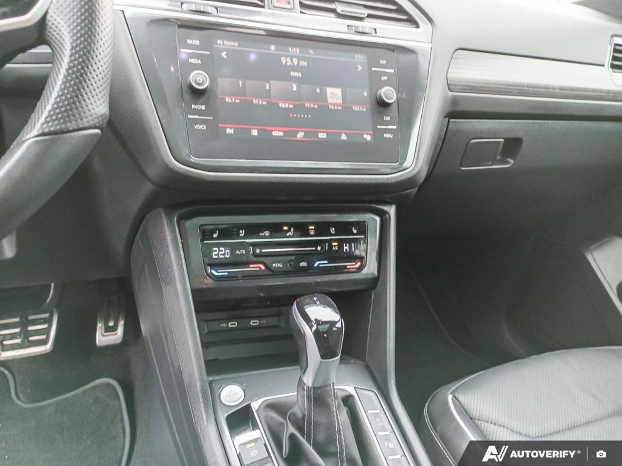 2024 Volkswagen Tiguan Highline R-LINE 4dr All-wheel Drive 4MOTION Photo