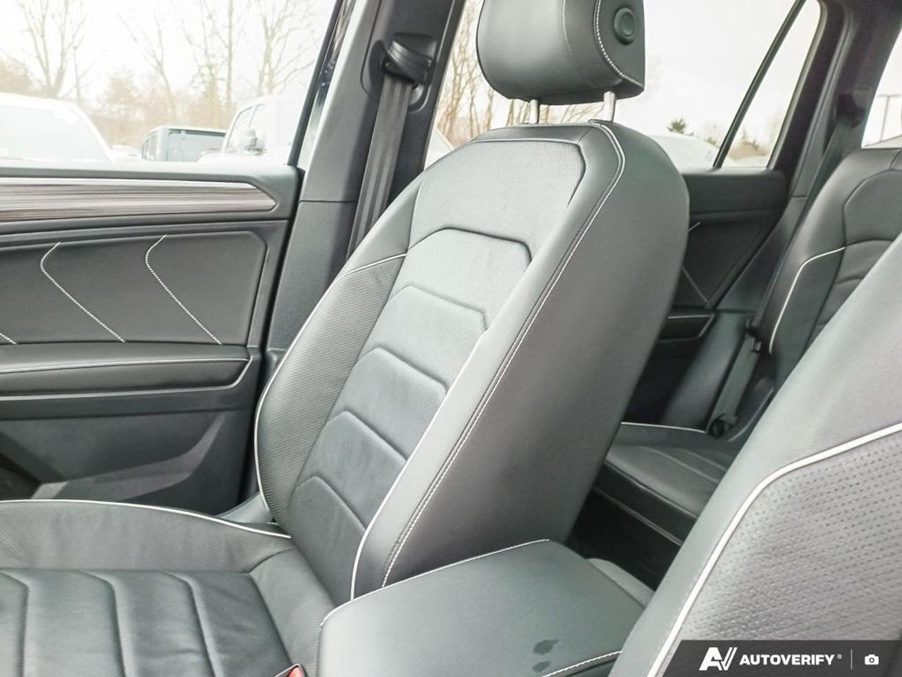 2024 Volkswagen Tiguan Highline R-LINE 4dr All-wheel Drive 4MOTION Photo