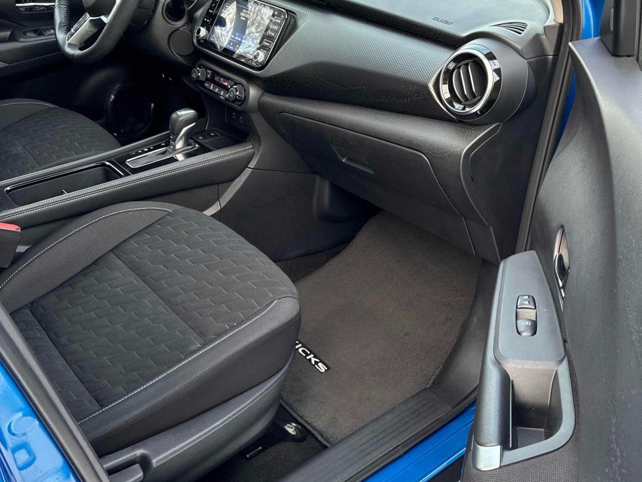 2021 Nissan Kicks SV 4dr Front-Wheel Drive Photo