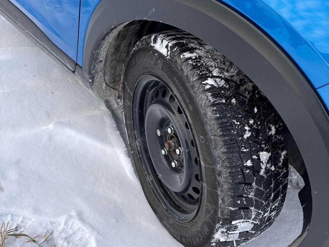 2021 Nissan Kicks SV 4dr Front-Wheel Drive Photo