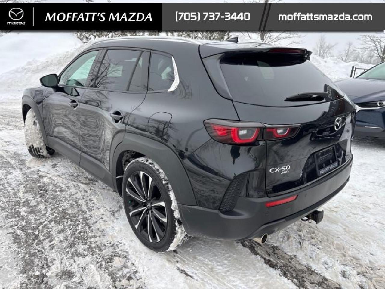 2023 Mazda CX-50 GT Photo2