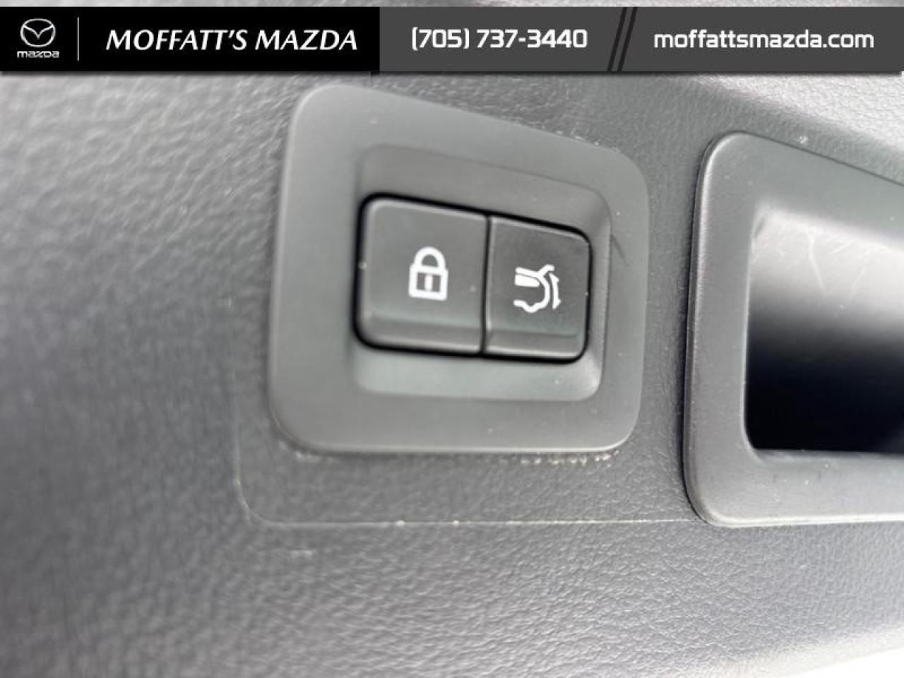 2023 Mazda CX-50 GT Photo