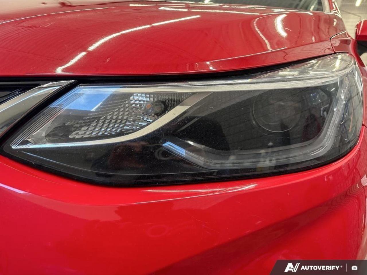 2017 Chevrolet Cruze LT Auto 4dr Hatchback Photo