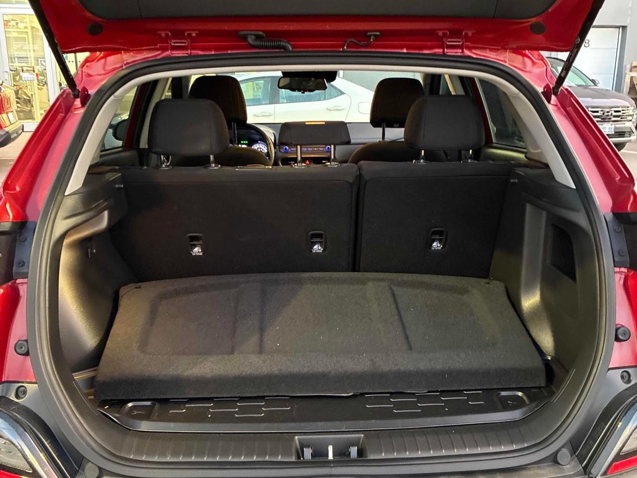 2022 Hyundai KONA 2.0L Preferred 4dr Front-Wheel Drive Photo