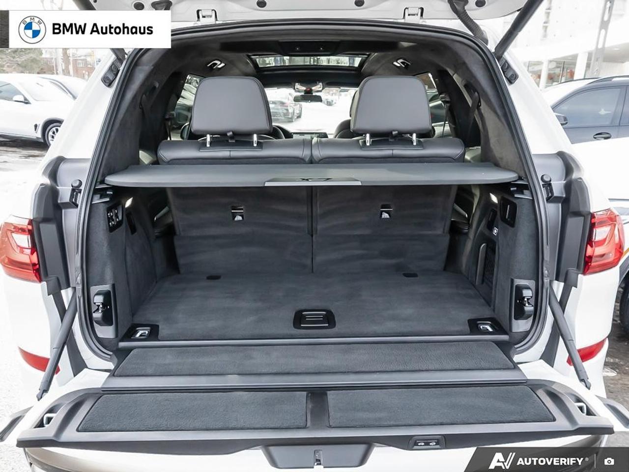 2022 BMW X7 M50i Sports Activity Vehicle Photo