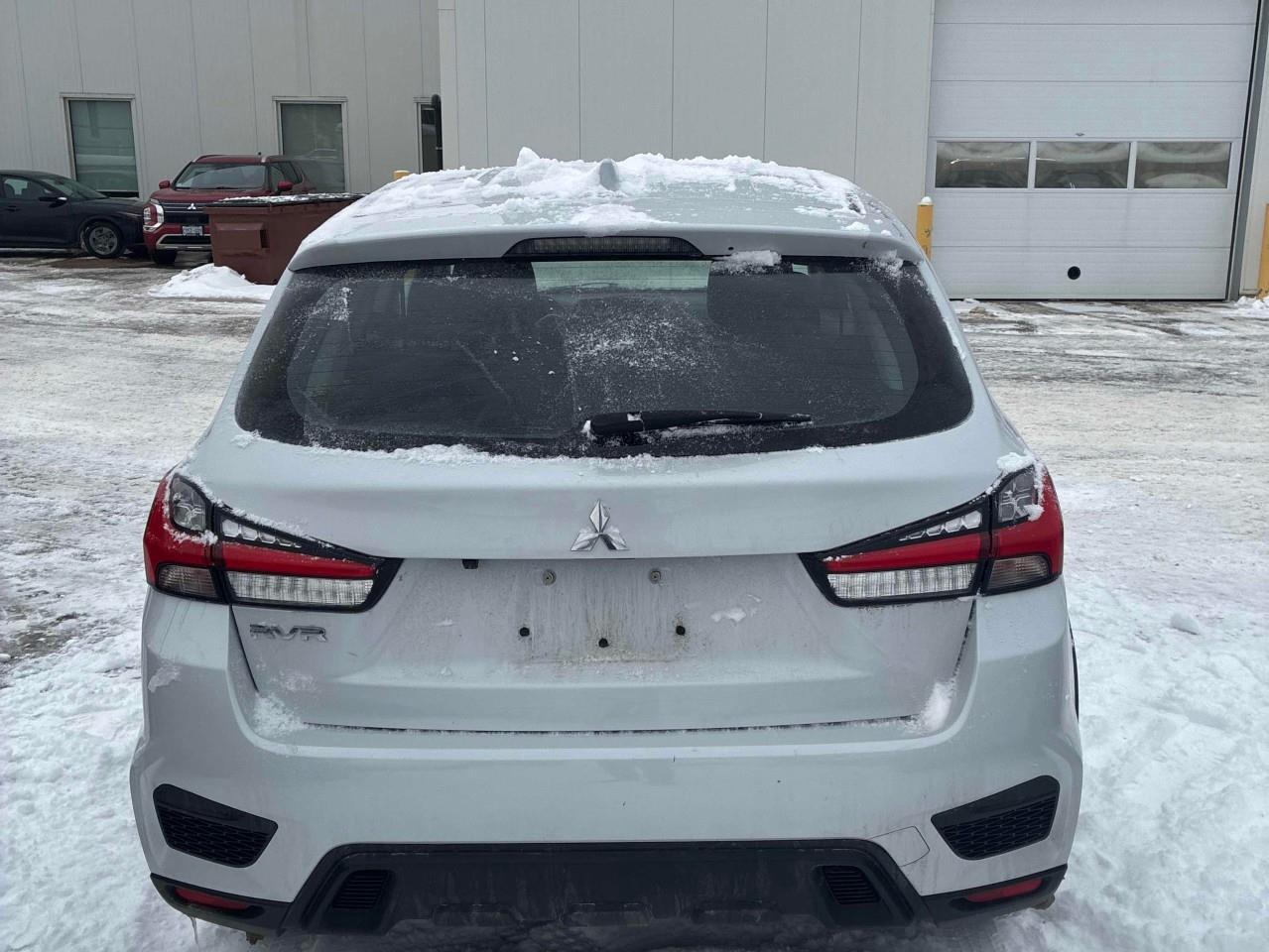 2022 Mitsubishi RVR  Photo