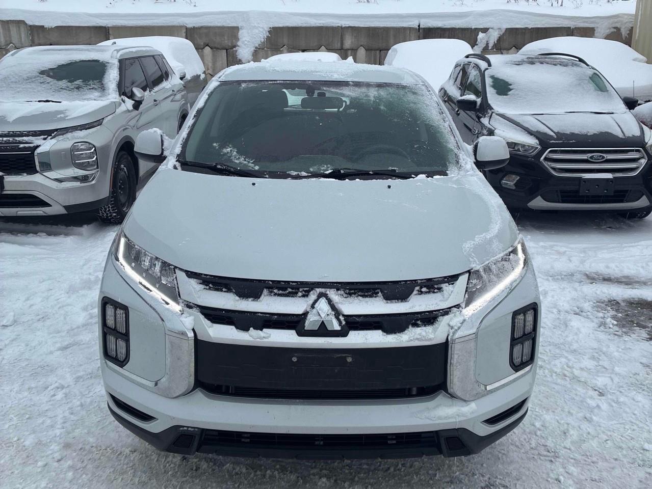 2022 Mitsubishi RVR  Photo