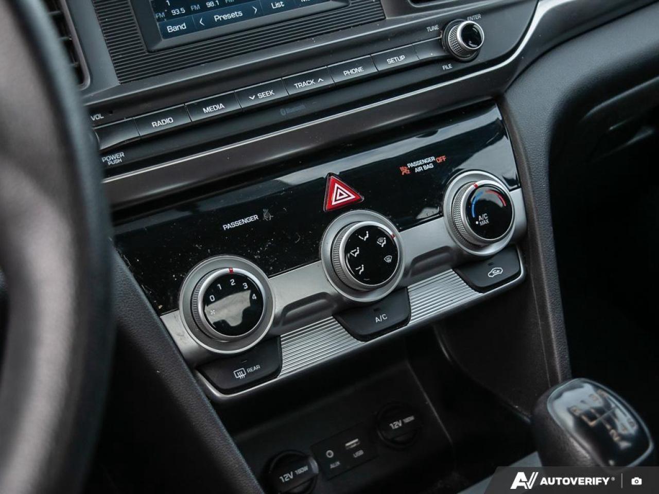 2020 Hyundai Elantra ESSENTIAL 4DR SEDAN Photo