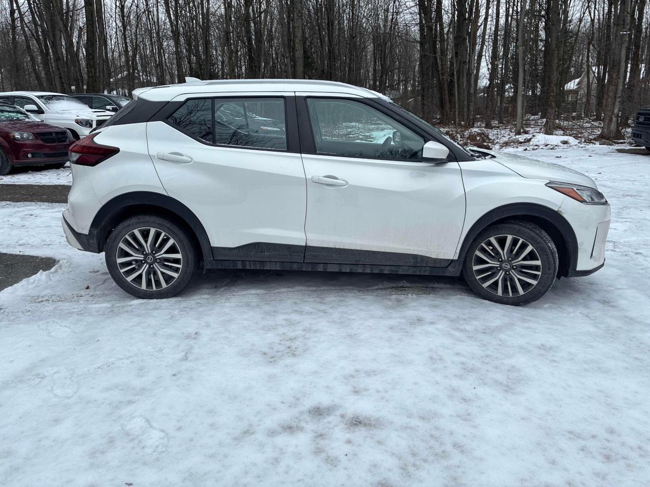 2021 Nissan Kicks SV 4dr Front-Wheel Drive Photo
