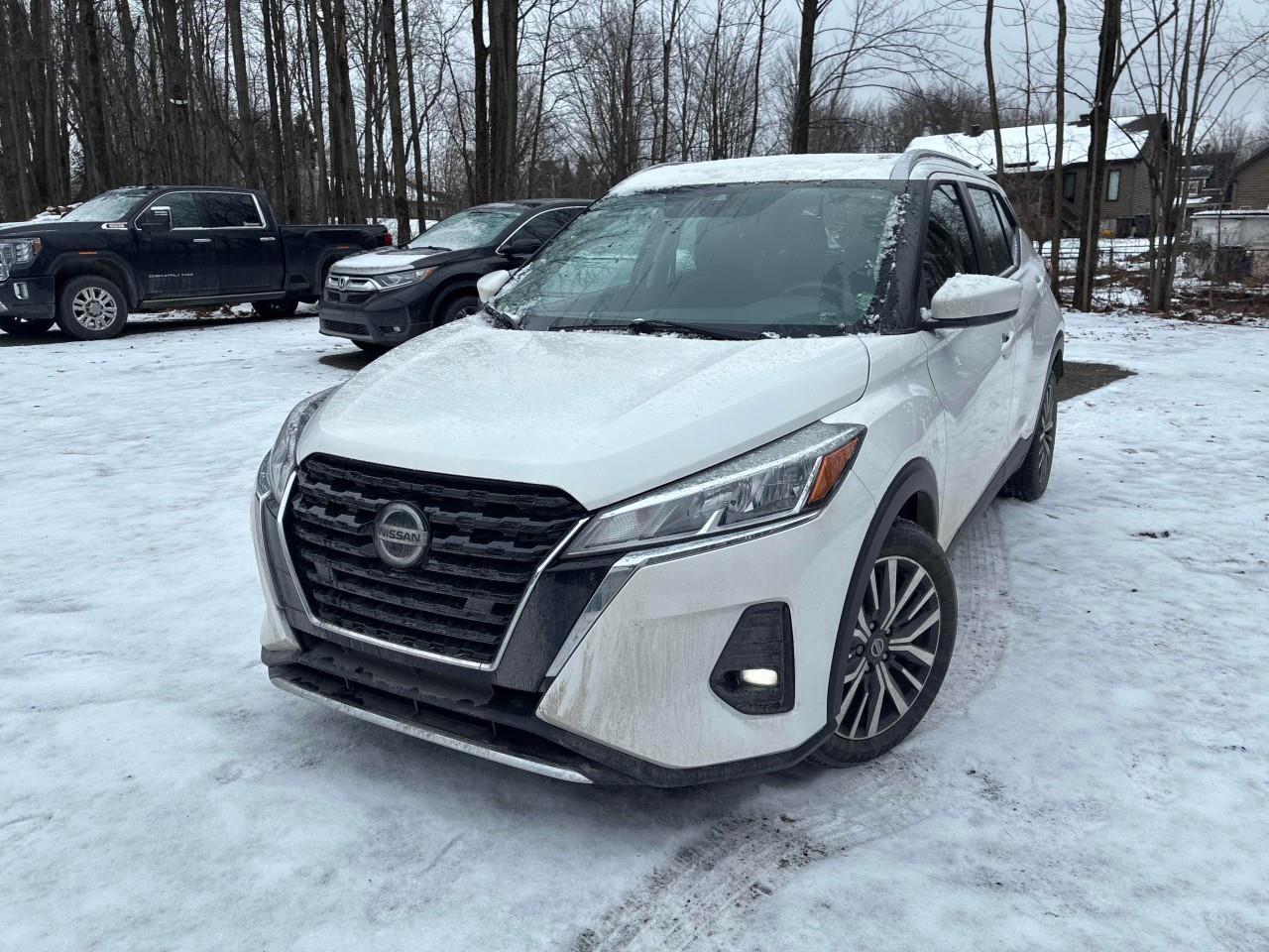 2021 Nissan Kicks SV 4dr Front-Wheel Drive Photo0