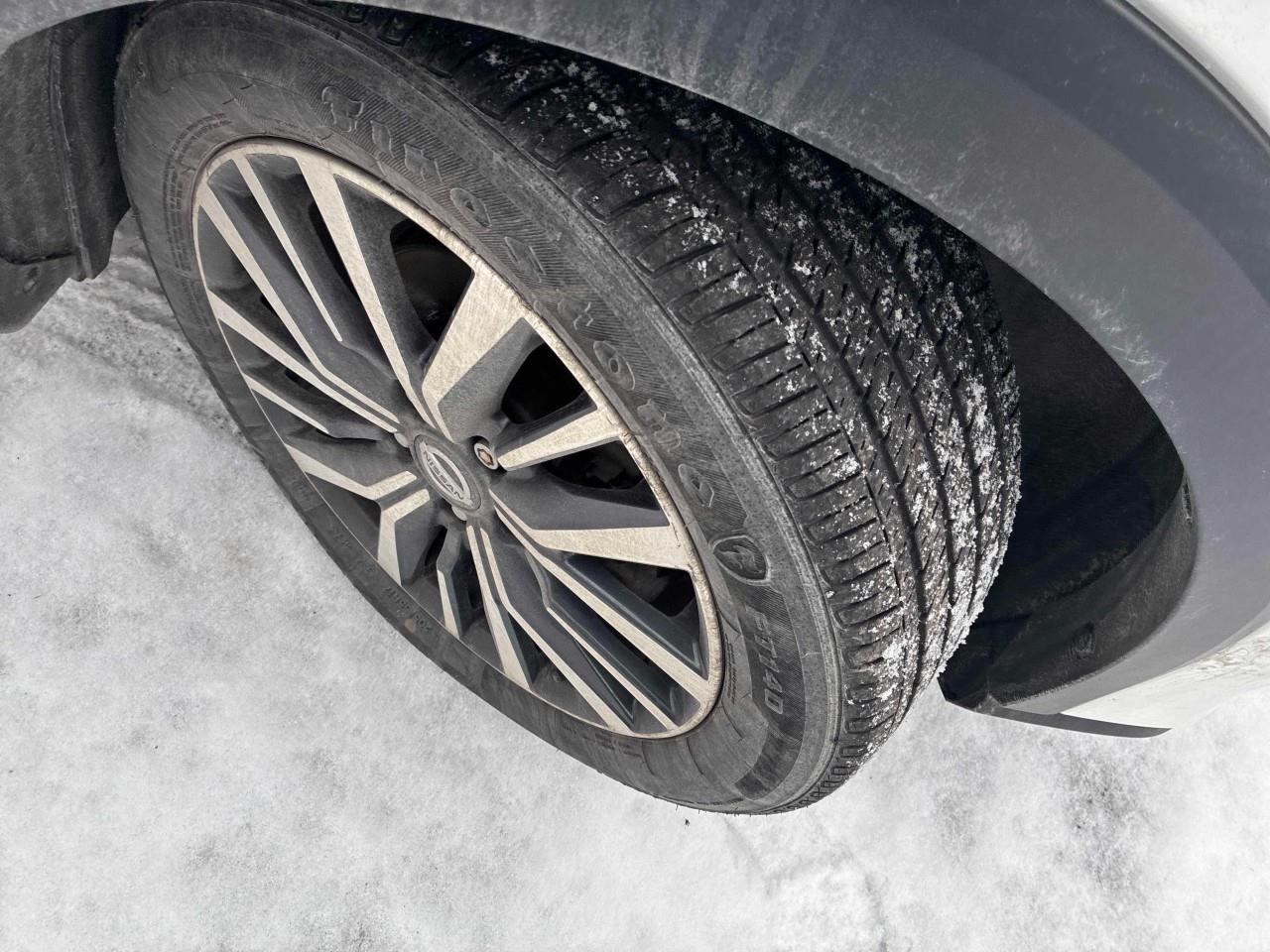 2021 Nissan Kicks SV 4dr Front-Wheel Drive Photo