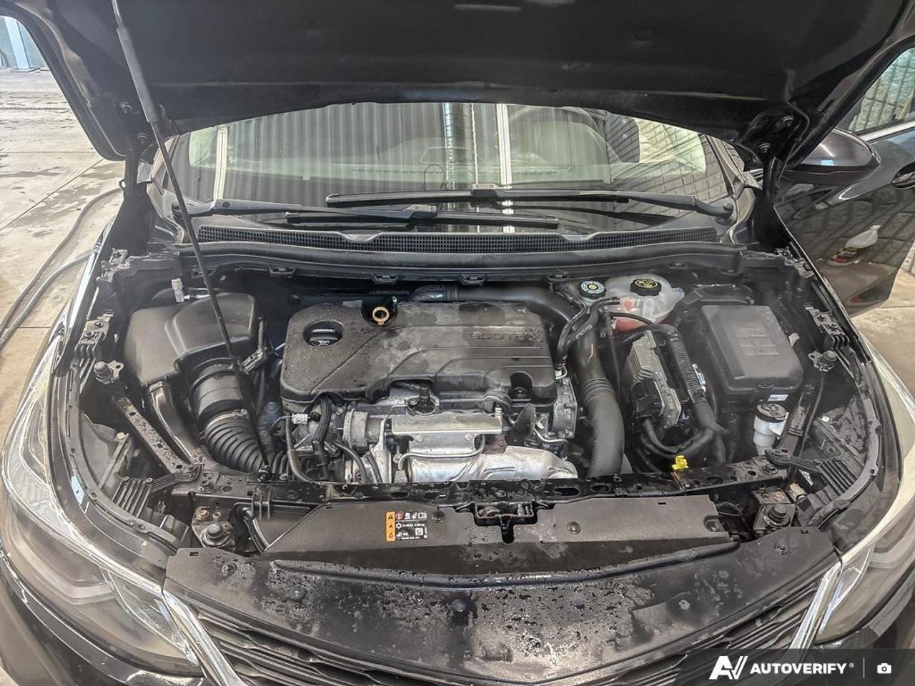 2018 Chevrolet Cruze LT Auto 4dr Sedan Photo