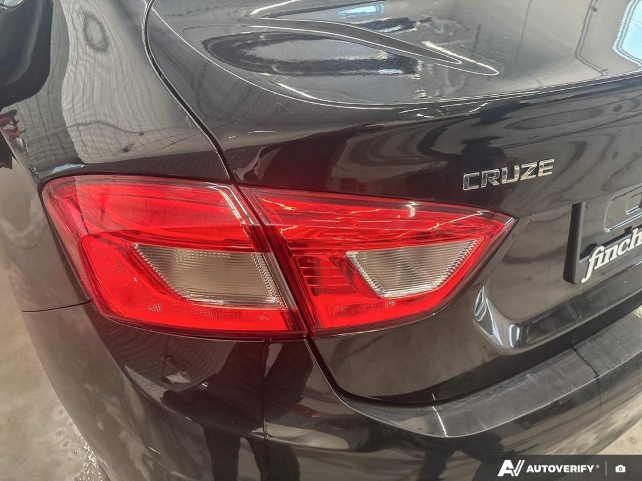 2018 Chevrolet Cruze LT Auto 4dr Sedan Photo