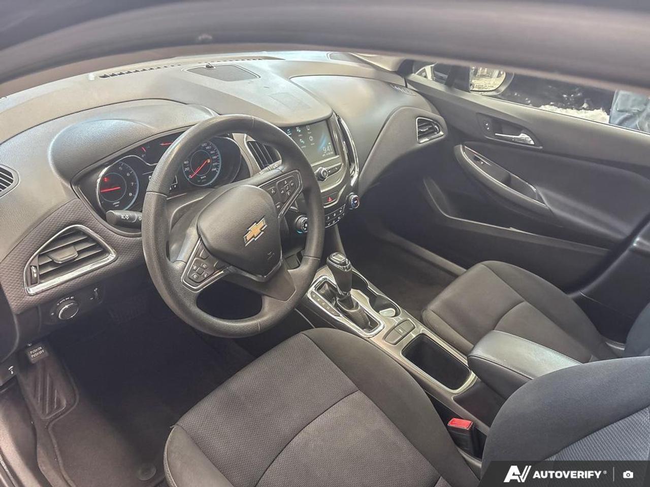 2018 Chevrolet Cruze LT Auto 4dr Sedan Photo