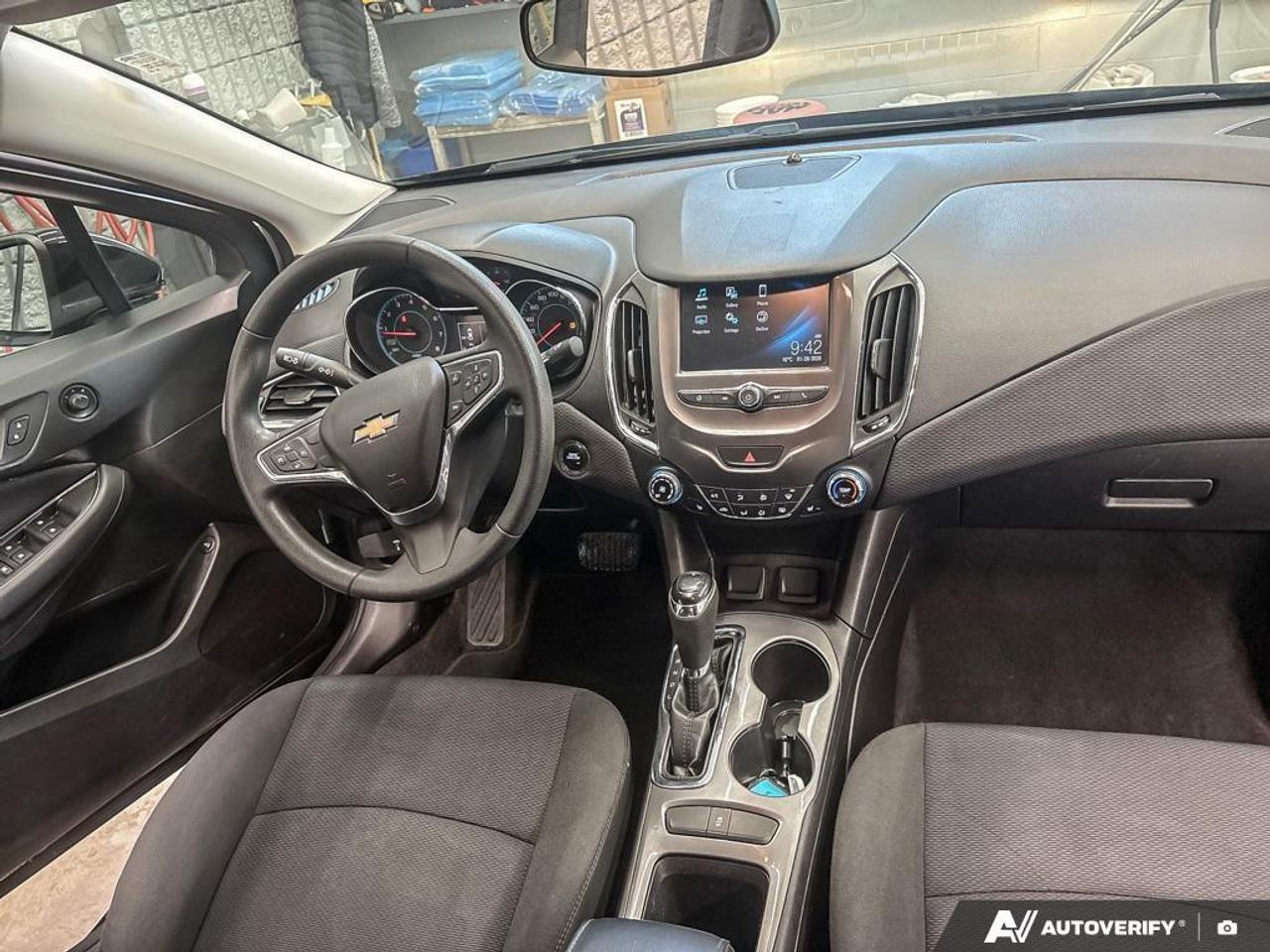 2018 Chevrolet Cruze LT Auto 4dr Sedan Photo