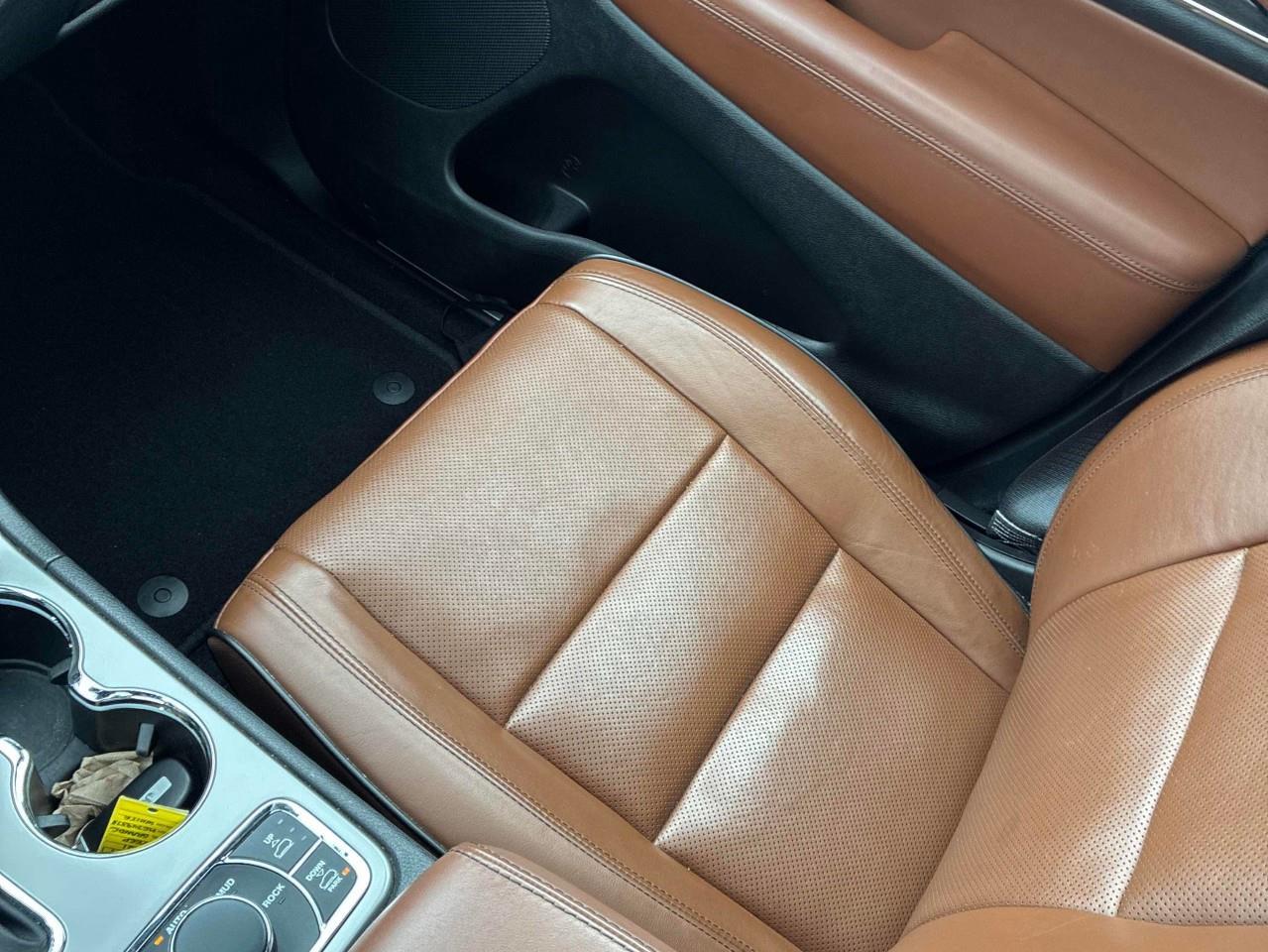 2021 Jeep Grand Cherokee Overland 4dr 4x4 Photo